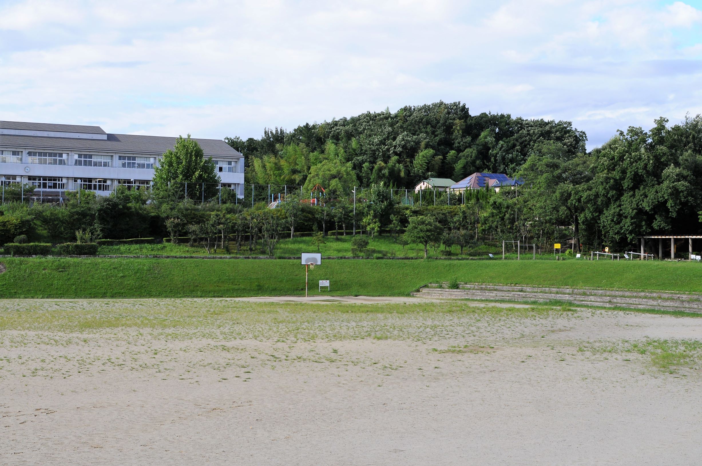 小学校の校庭